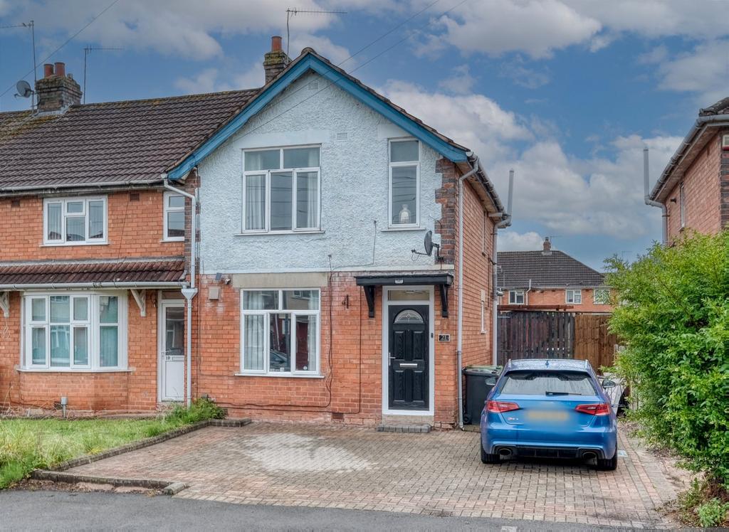 Hazel Road, Batchley, Redditch B97 6JP 2 bed end of terrace house for