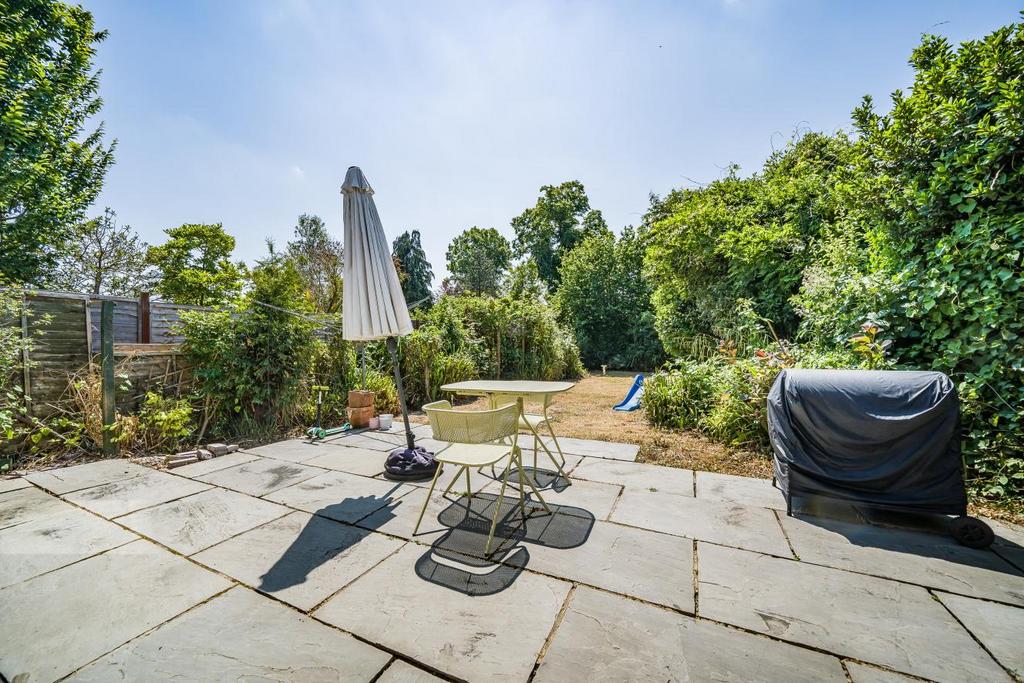 Merton Hall Road, Wimbledon 3 bed £750,000