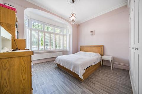8a Merton Hall Road, London, SW19 3PP
