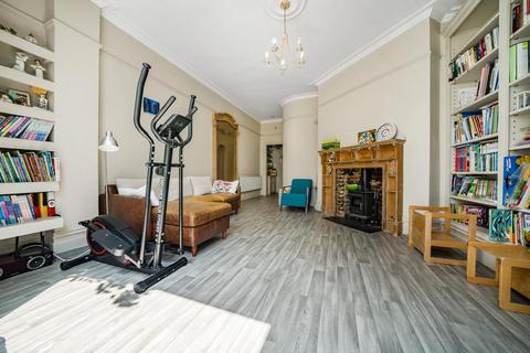 8a Merton Hall Road, London, SW19 3PP