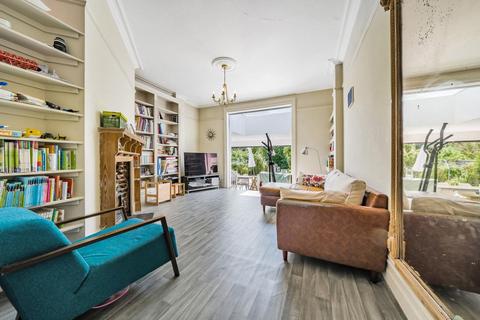 8a Merton Hall Road, London, SW19 3PP