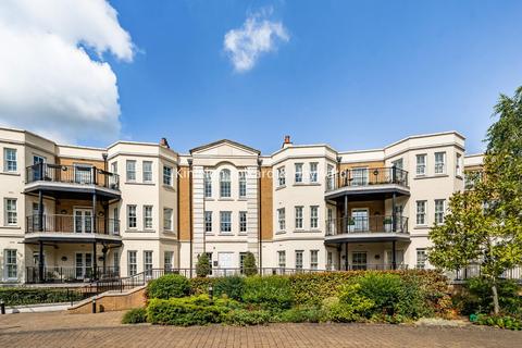 2 bedroom flat for sale, Westerham Road, Keston