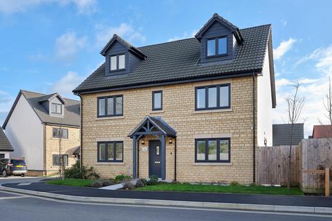 6 bedroom detached house for sale, Corner House, Chestnut Place, North End Road, Yatton, BS49 4GS