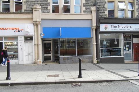 Property to rent, Holton Road, Barry, The Vale Of Glamorgan. CF63 4HE