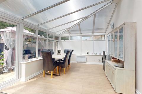54 Cattawade Link, Basildon, SS14 2QF