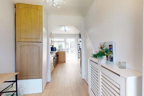 54 Cattawade Link, Basildon, SS14 2QF