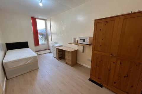 1 bedroom in a house share to rent, Sauchiehall Street, City Centre, Glasgow, G2