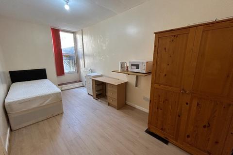 1 bedroom in a house share to rent, Sauchiehall Street, City Centre, Glasgow, G2