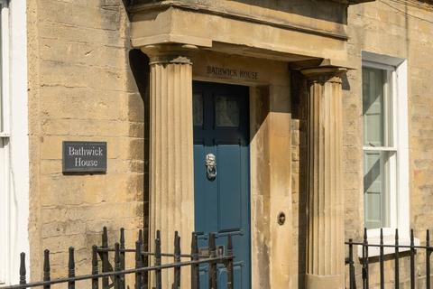 Bathwick House Bathwick Street, Bath, BA2 6NX