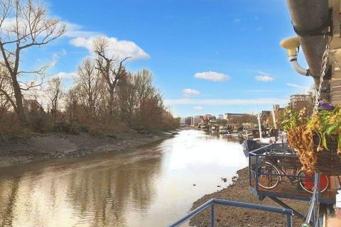 Property for sale, Kew Bridge , London TW8
