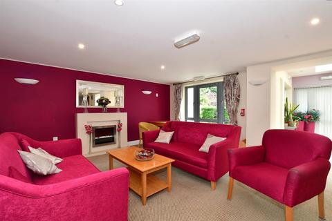 1 bedroom flat for sale, Shotfield, Wallington, Surrey