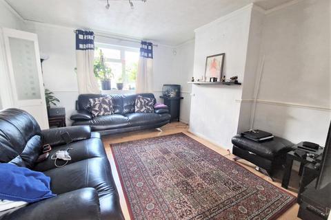3 bedroom terraced house to rent - West Road, Chadwell Heath RM6 6YA