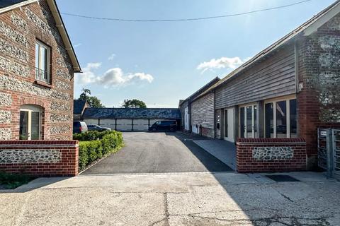 Office to rent, Back Lane, Bowerchalke SP2