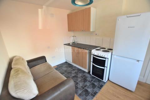 1 bedroom flat to rent, Annex, Tilehurst Road, Reading