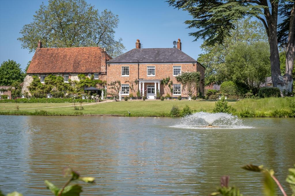 Hawkley Road, Liss, Hampshire, GU33 Farm for sale £15,000,000