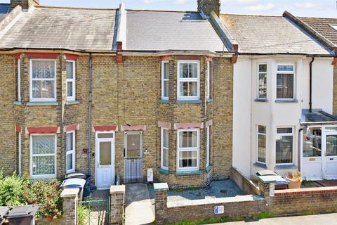 28 Downs Road, Walmer, Deal, CT14 7SY