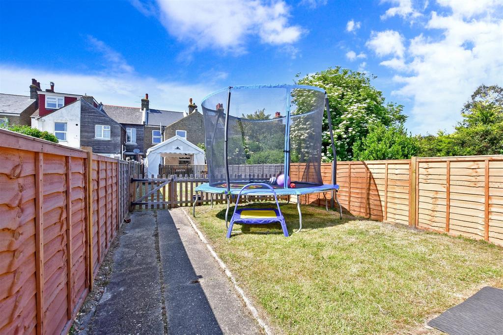 Downs Road, Walmer, Deal, Kent 3 bed terraced house for sale £140,000