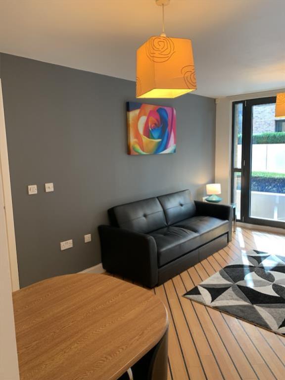 Media-1568718545758-8570379111 lge