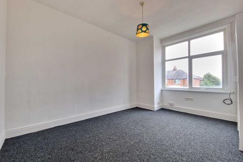 Studio to rent, St Albans Road, Lytham St Annes