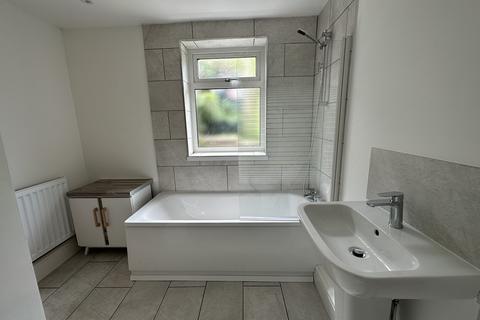 2, Forest View Neath Road, Ystradgynlais, Swansea, SA9 1PP