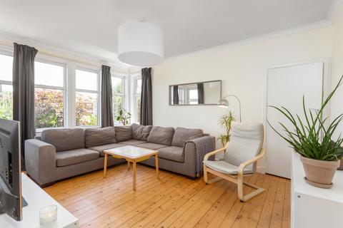 5 Hamilton Grove, Edinburgh, EH15 1NJ