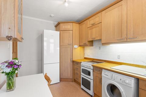 5 Hamilton Grove, Edinburgh, EH15 1NJ