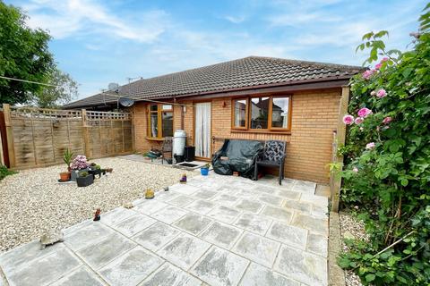 2 bedroom semi-detached bungalow for sale - Orchard Close, Congresbury