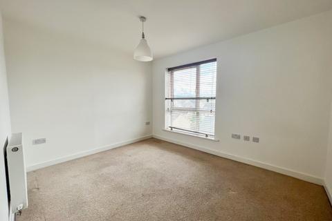 4 bedroom penthouse to rent, Kittiwake Drive, Portishead, Bristol, Somerset, BS20