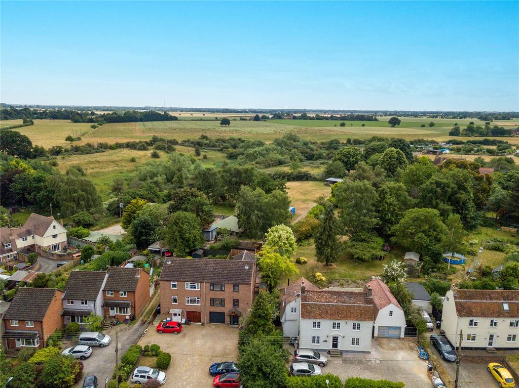 Wignall Street, Lawford, Manningtree... 4 bed semidetached house £435,000