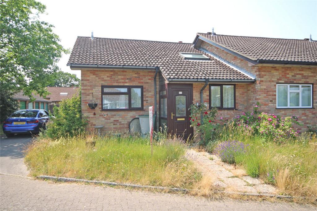 Ashdown Walk, New Milton, Hampshire, BH25 2 bed bungalow for sale £
