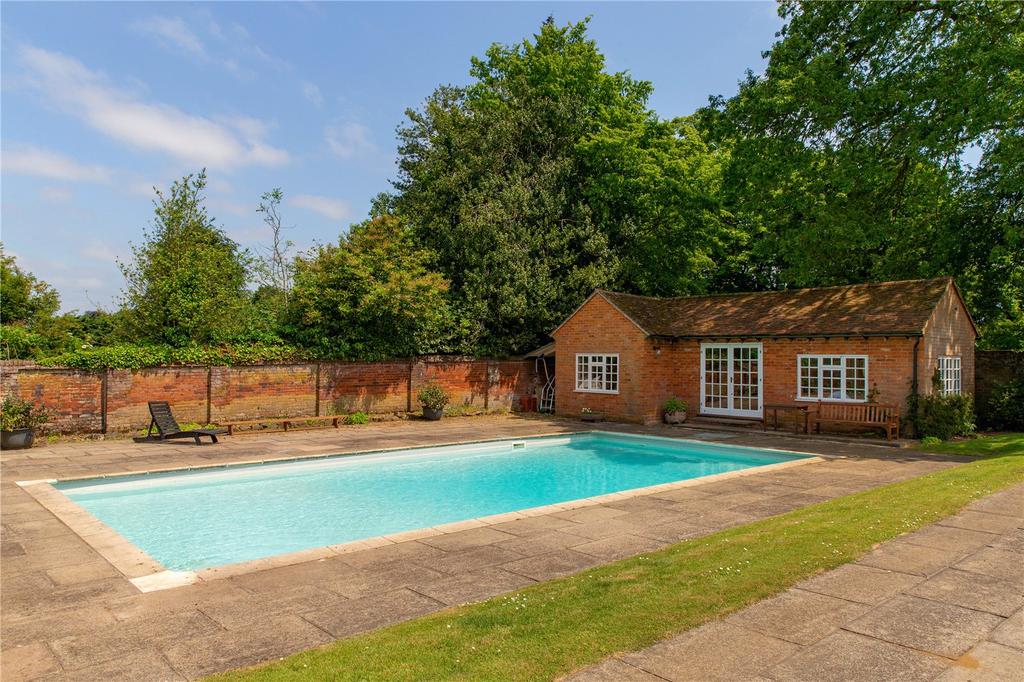 Poolhouse