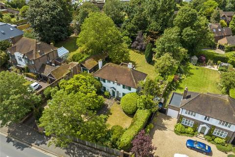 17 More Lane, Esher, KT10 8AJ