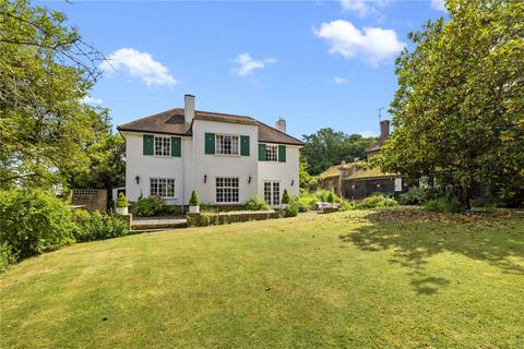17 More Lane, Esher, KT10 8AJ