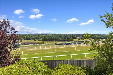 17 More Lane, Esher, KT10 8AJ