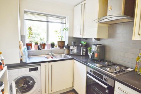 2 bedroom flat for sale, Bournemouth Road, Poole BH14