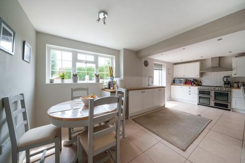 4 bedroom semi-detached house for sale, Berry Hill Crescent, Cirencester, Gloucestershire, GL7