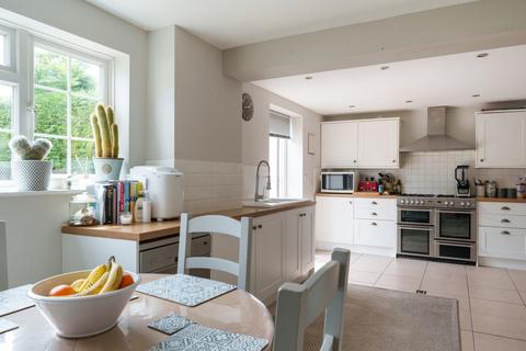 58 Berry Hill Crescent, Cirencester, GL7 2HG