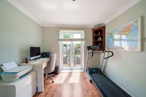 58 Berry Hill Crescent, Cirencester, GL7 2HG