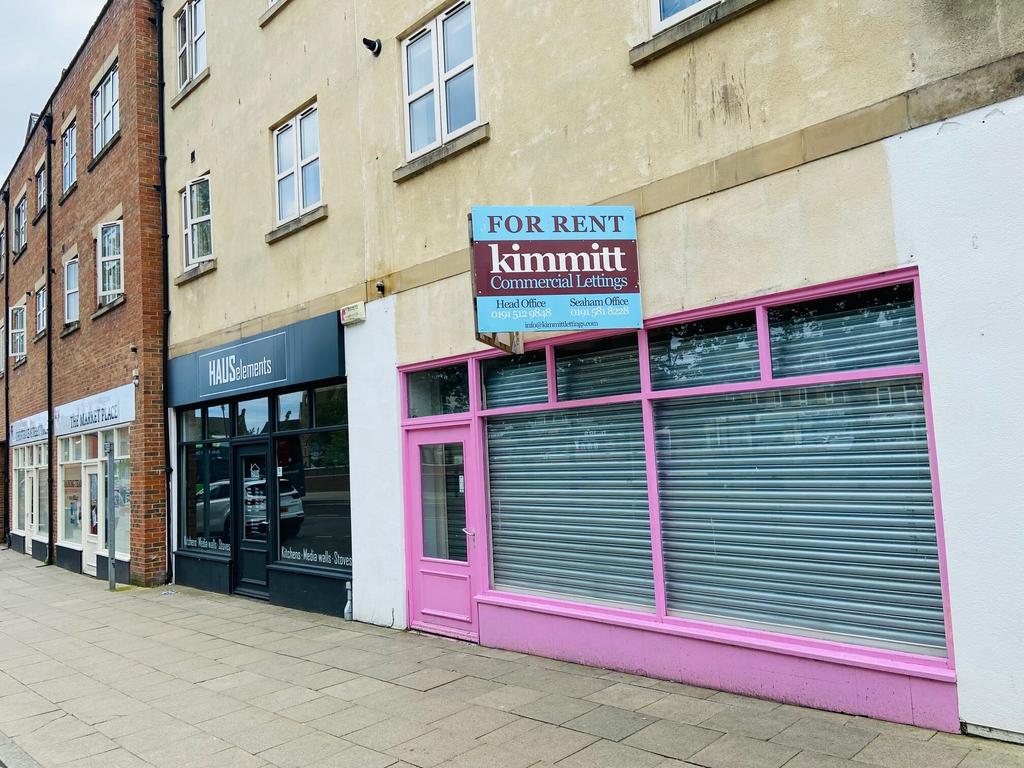 South Burns, Market Place, Chester Le... Office £850 pcm (£196 pw)