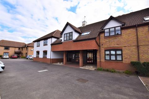 2 bedroom apartment to rent - Baddow Road, Chelmsford, Essex, CM2