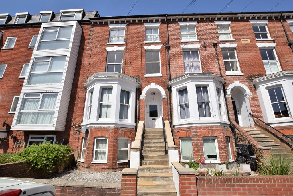 Wellesley Road, Colchester, CO3 1 bed apartment for sale £120,000