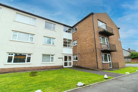 2 bedroom apartment to rent, Thornhill Court, Heol Llanishen Fach