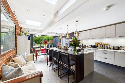 4 bedroom detached house for sale, Maldon Road, Colchester, CO3