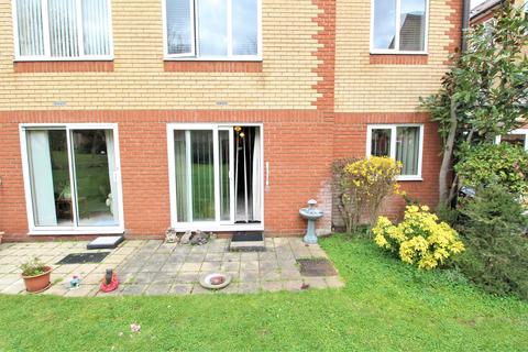 1 bedroom apartment for sale - Exeter Drive, Colchester, CO1