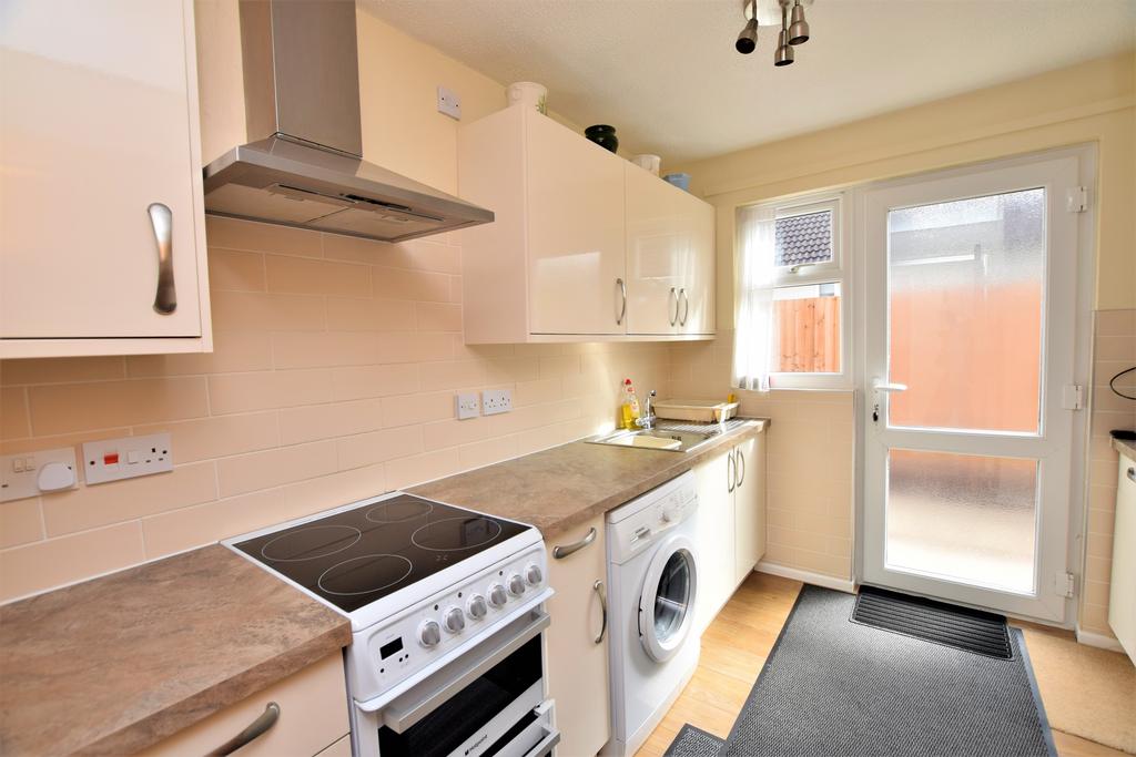 Wakefield Close, Colchester, CO1 2 bed bungalow for sale £340,000