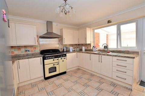 16 Dulwich Road, Holland-on-sea, Clacton-on-sea, CO15 5NA