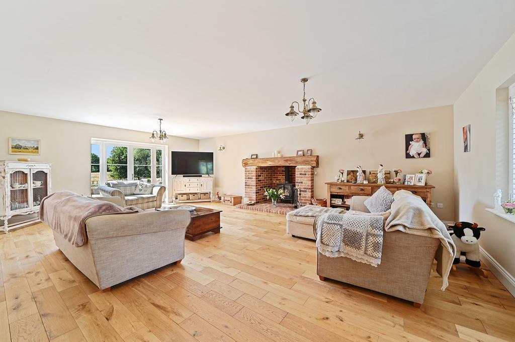 Burtons Green, Halstead, CO9 4 bed detached house for sale £1,000,000