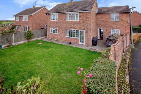 4 bedroom detached house for sale, Ingelrica Avenue, Hatfield Peverel, CM3