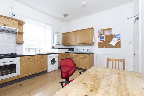 4 bedroom flat to rent, St Patrick Square, Newington, Edinburgh, EH8