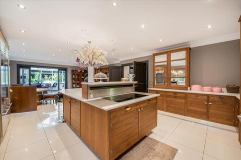 6 bedroom detached house for sale, Heath Rise, Virginia Water, Surrey, GU25